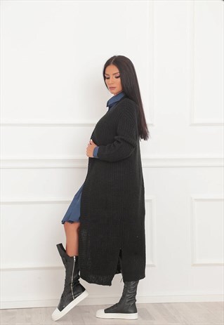 KNITTED CARDIGAN