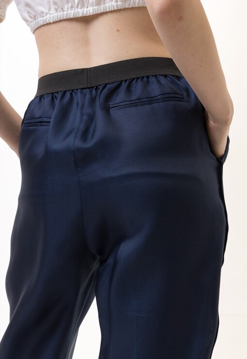 garment image