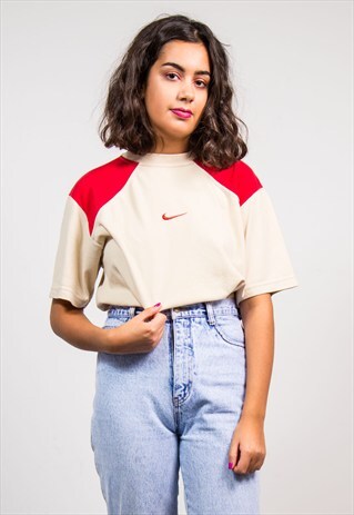 90'S VINTAGE BEIGE NIKE T-SHIRT