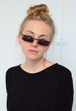 VINTAGE 90S BLACK SUNGLASSES