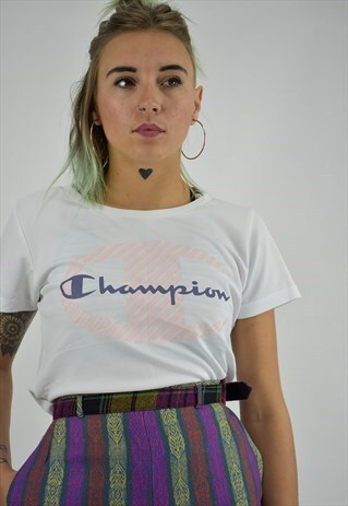 VINTAGE 90S CHAMPION SKINNY FIT TRAINING/SPORTS TEE