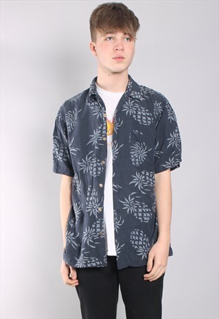 VINTAGE HAWAIIAN SHIRT