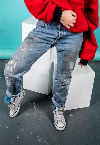 VINTAGE LEVI'S 501 JEANS IN BLUE WITH PAINT MARKS