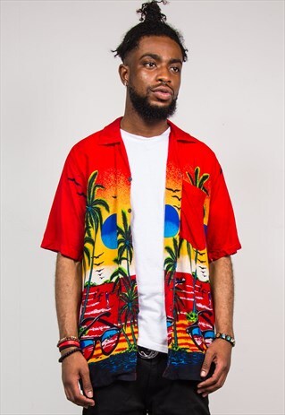 VINTAGE 90'S RED HAWAIIAN PALM PRINT SHORT SLEEVE SHIRT