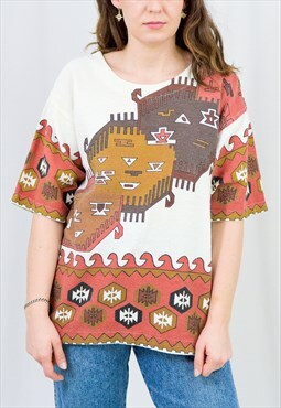 Vintage 90's printed t-shirt in aztec pattern