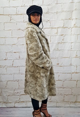 VINTAGE BEIGE FAUX FUR COAT