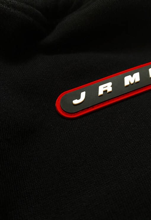 garment image