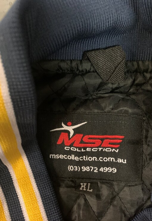 garment image