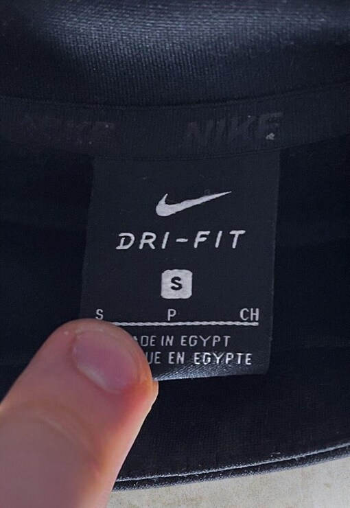 garment image