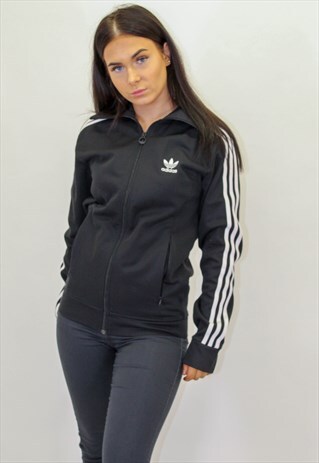 VINTAGE ADIDAS JACKET IN BLACK