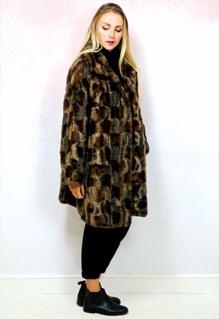 1980S VINTAGE BROWN WITH BLACK SOFT FAUX FUR COAT