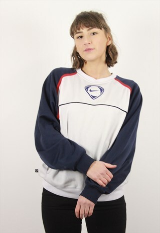 VINTAGE NIKE 90S SWEATSHIRT