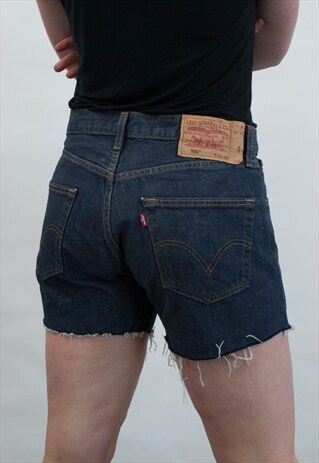 VINTAGE LEVI'S SHORTS