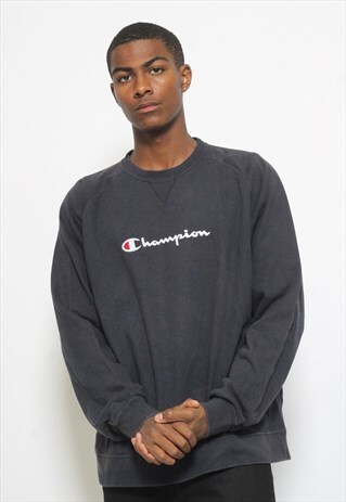 VINTAGE CHAMPION SWEATSHIRT