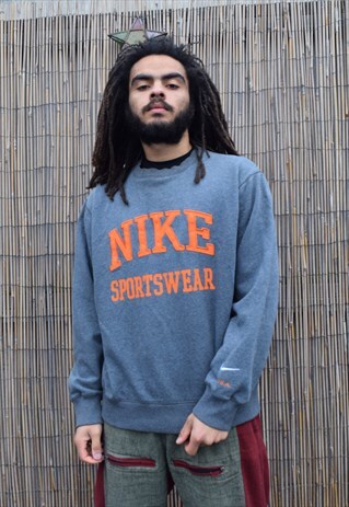 VINTAGE // NIKE USA // SPORTSWEAR SWEATSHIRT