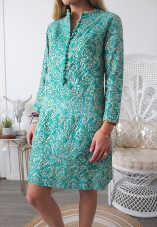 VINTAGE DRESS