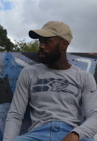 VINTAGE LONG SLEEVE NIKE T-SHIRT