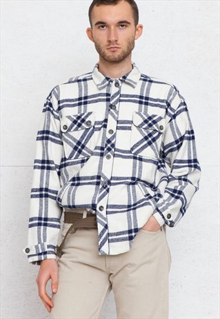 VINTAGE WHITE LEVI'S LONG SLEEVE CHECKERED FLANNEL SHIRT