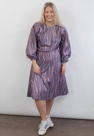 VINTAGE DRESS