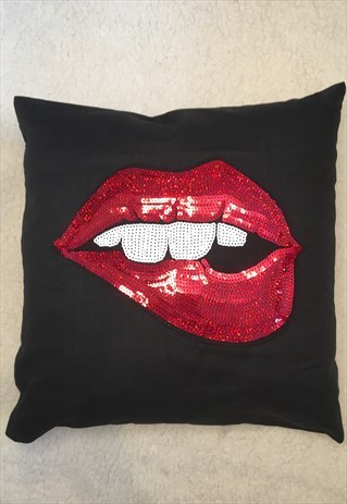 RED LIPS SEQUIN MOTIF CUSHION