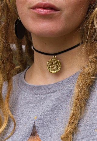 GOLD MANDALA CHOKER