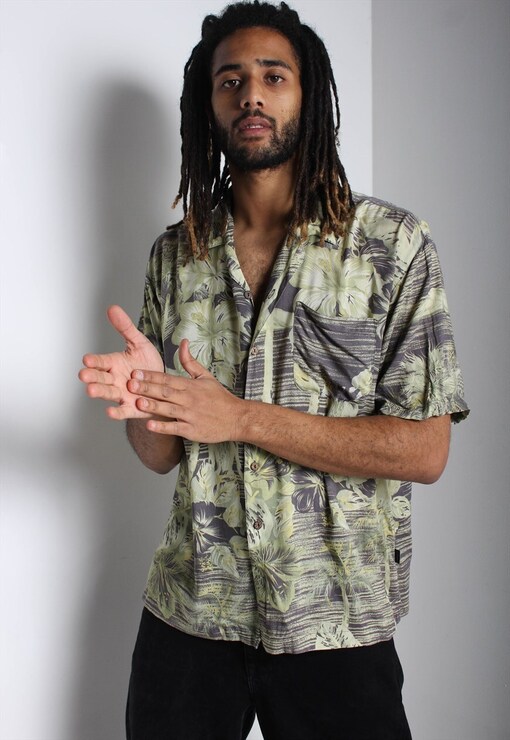 garment image