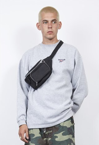VINTAGE 90'S CHUNKY ZIP BLACK BUM BAG