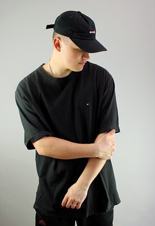 BLACK TEE