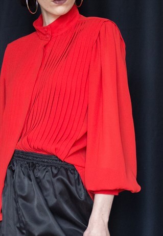 VINTAGE BLOOD-RED 30'S CLASSIC PLEAT BLAUSE.