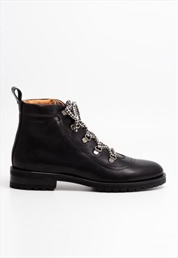 Naguisa Raso flat boots- black