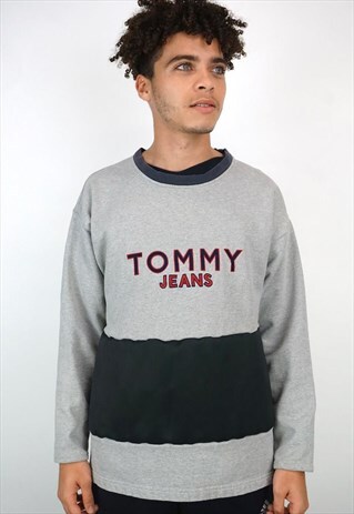 VINTAGE 90'S TOMMY JEANS SWEATSHIRT