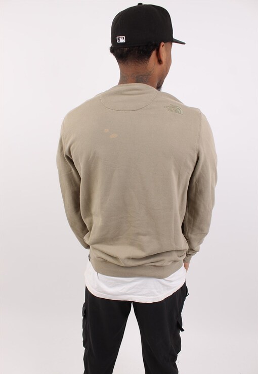 garment image