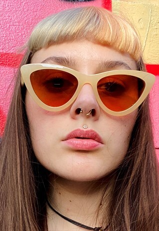 VINTAGE INSPIRED SUNGLASSES CAT EYE SHAPE IN CREAM ORANGE