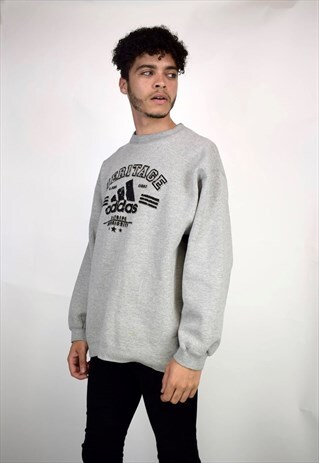 VINTAGE 90'S ADIDAS SWEATSHIRT