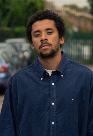 VINTAGE TOMMY HILFIGER LIGHT CORDUROY SHIRT IN NAVY
