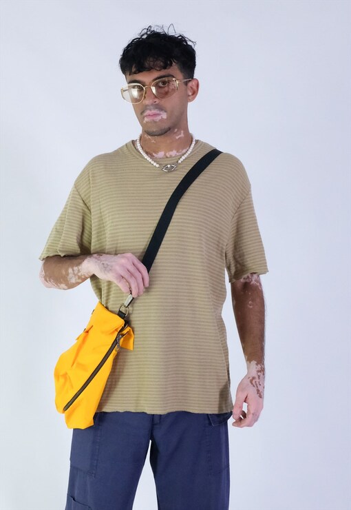 garment image