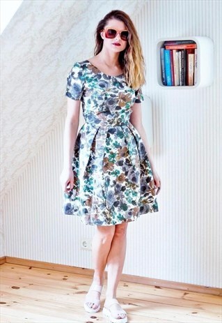 BROWN AND GREEN FLORAL VINTAGE DRESS
