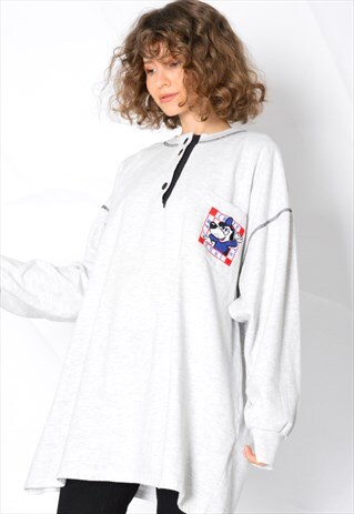 VINTAGE 90S GREY EMBROIDERED DOG POCKET SWEATSHIRT