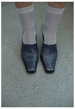 VINTAGE 80'S BLUE PATTERNED MULES