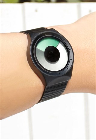 RADAR STYLE DARK CHAIN WATCH