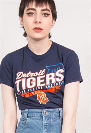 VINTAGE DETROIT TIGERS BASEBALL T-SHIRT