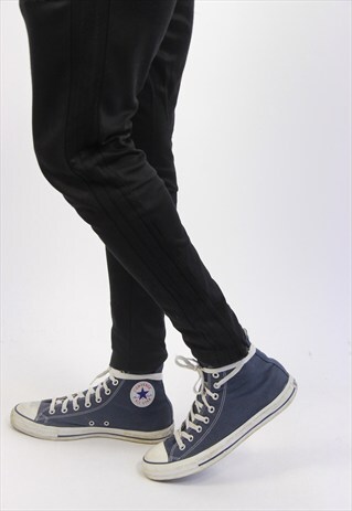 VINTAGE CONVERSE TRAINERS