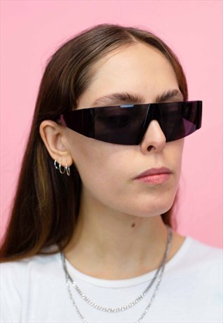 VISOR FRAMELESS SUNGLASSES IN BLACK