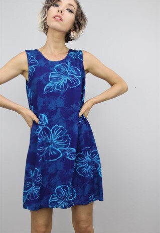 VINTAGE 90S SUMMER FLORAL PATTERNED DRESS