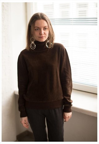 VINTAGE 90'S BROWN VELVET TURTLE NECK JUMPER