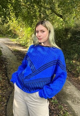 Vintage Abstract Knitted Patterned size Large Jumper Blue