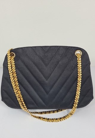 CHANEL VINTAGE CHEVRON QUILTED BLACK SHOULDER BAG