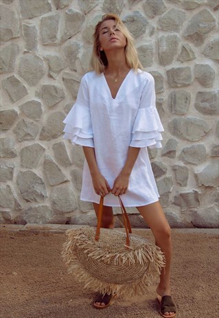 WHITE LINEN SUMMER SHIFT DRESS WITH BELL SLEEVES