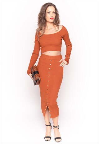 SOFT KNIT LONG SLEEVES CROP TOP & MIDI SKIRT IN BROWN