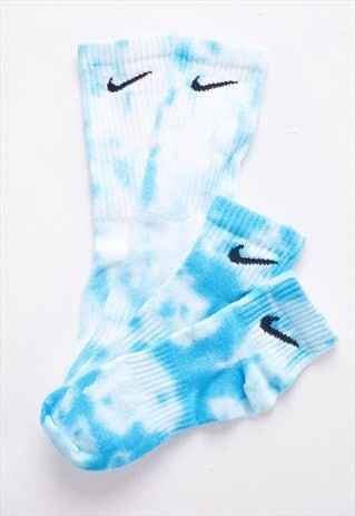 sky blue nike socks
